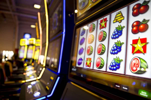 Seasonal, Holiday Themed Slot Machines, Adding Festive Fun to Online Casino Gaming Arenas
